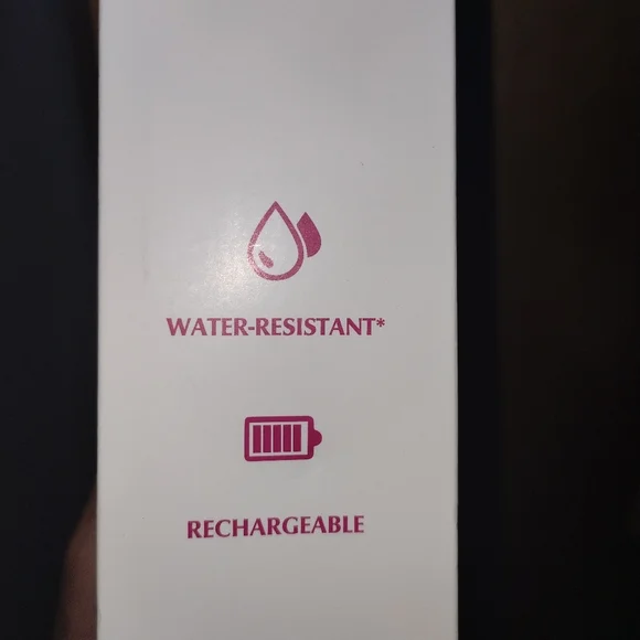 Pink Flamingo 🦩 🩷 Floating Wireless Speaker - Picture 3 of 3